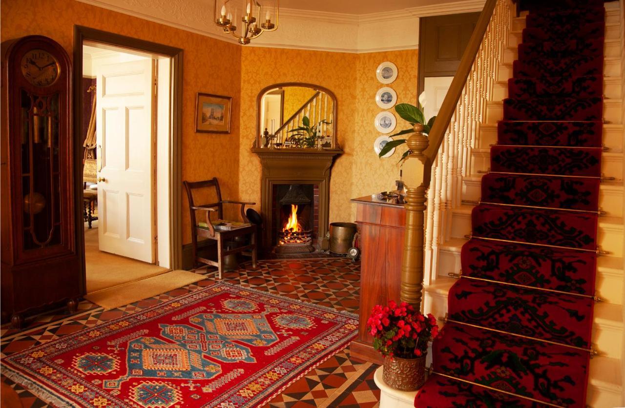 St Katharine'S House Panzió Milford Haven Kültér fotó